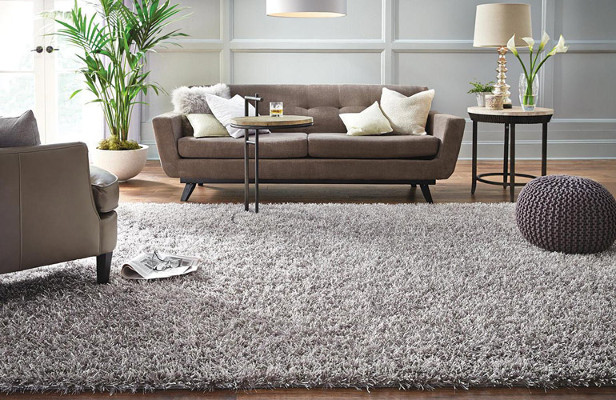 Серые ковры: практичная покупка в дом